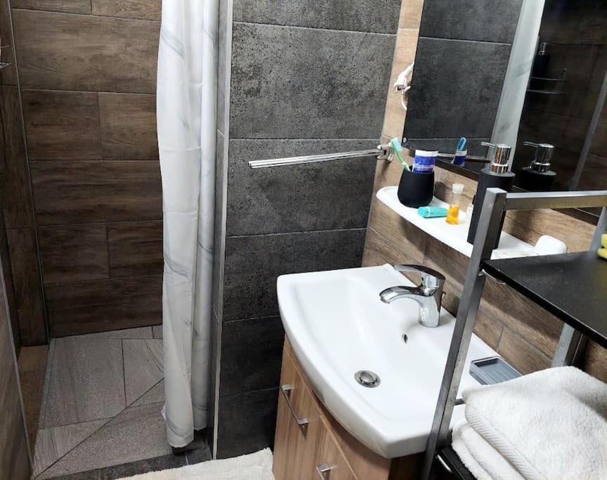Ujszeged Apartman Экстерьер фото